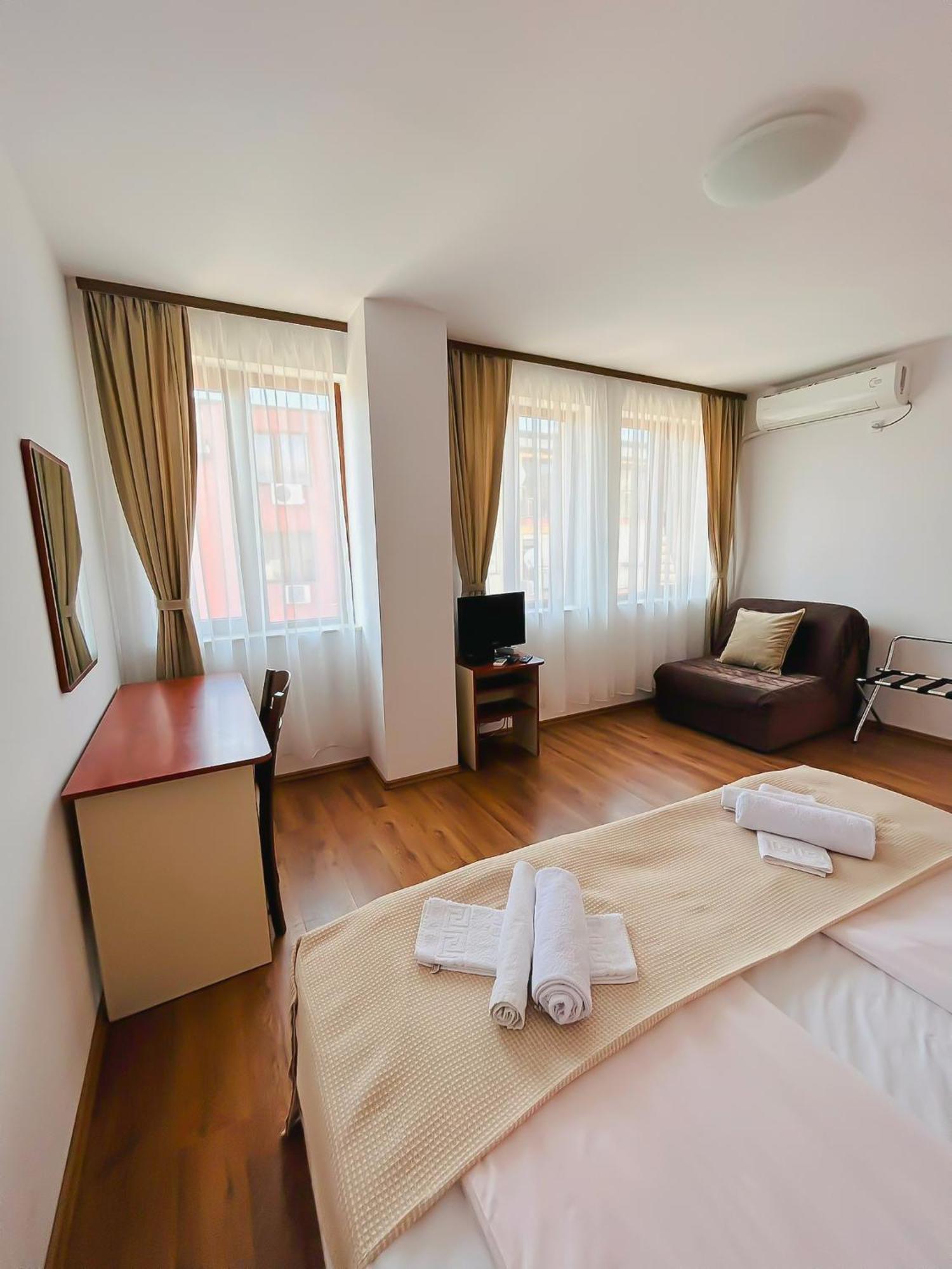 Family Hotel Helios Sluneční pobřeží Exteriér fotografie